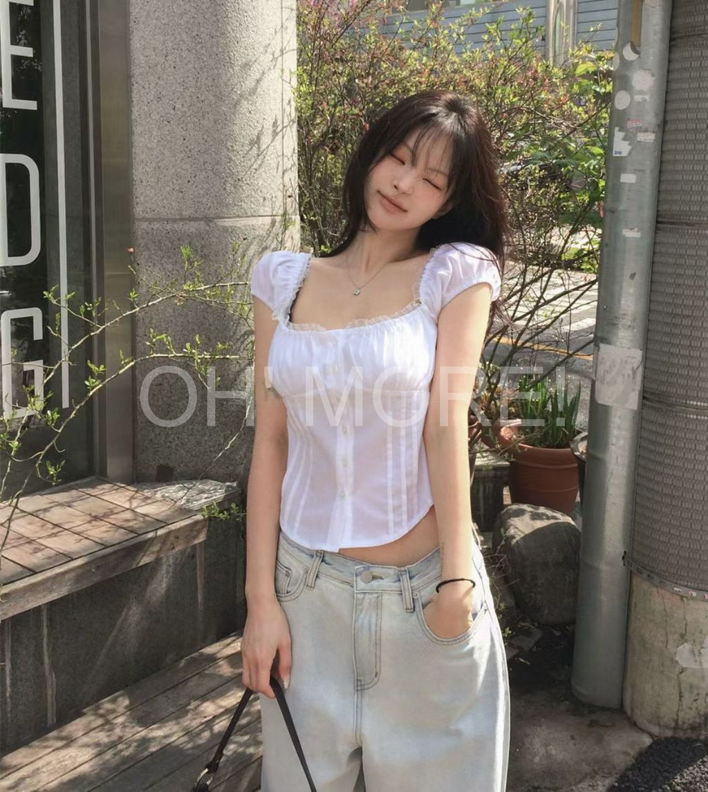 LINE_ALBUM_202653_260503_111