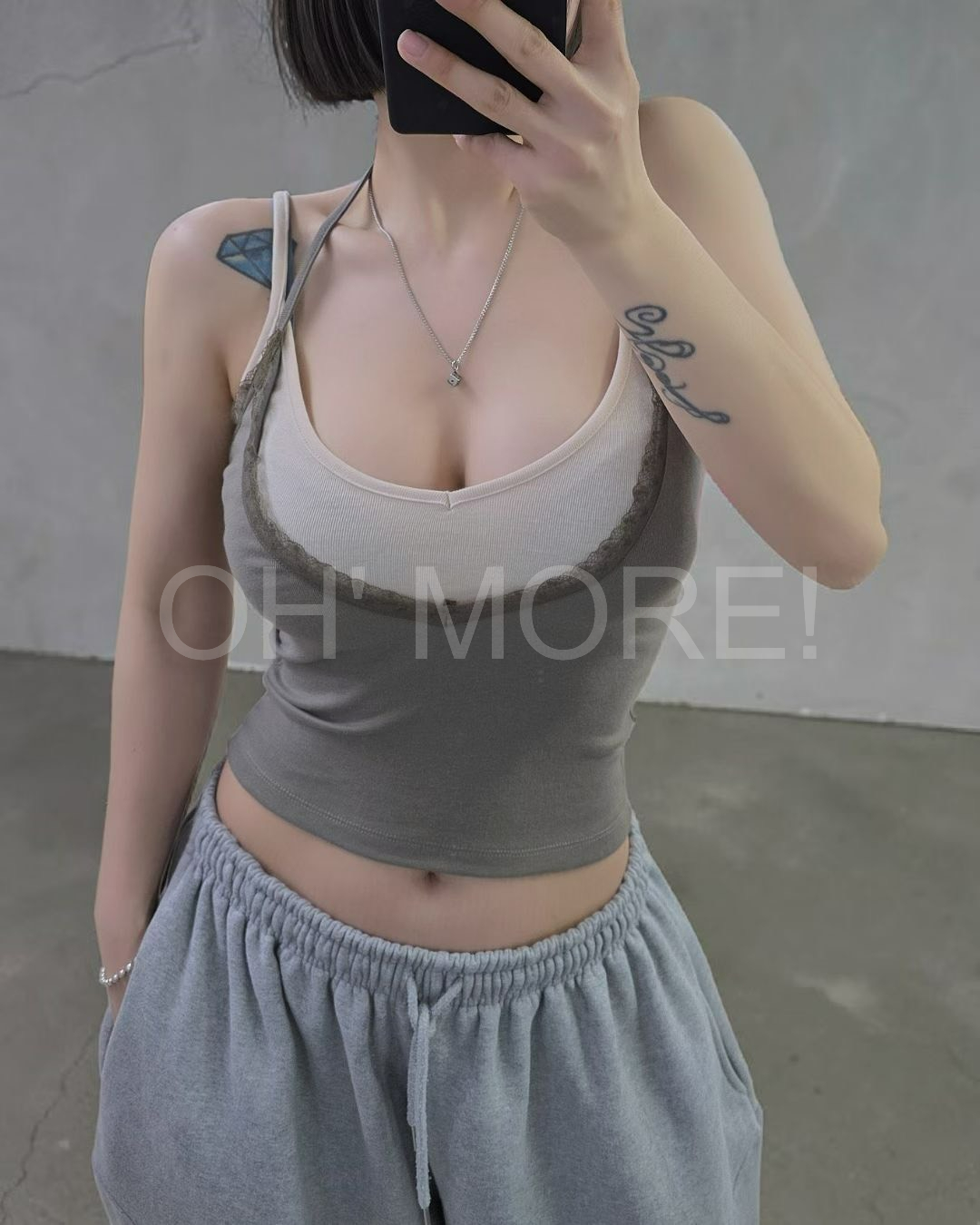 LINE_ALBUM_202656_260506_3