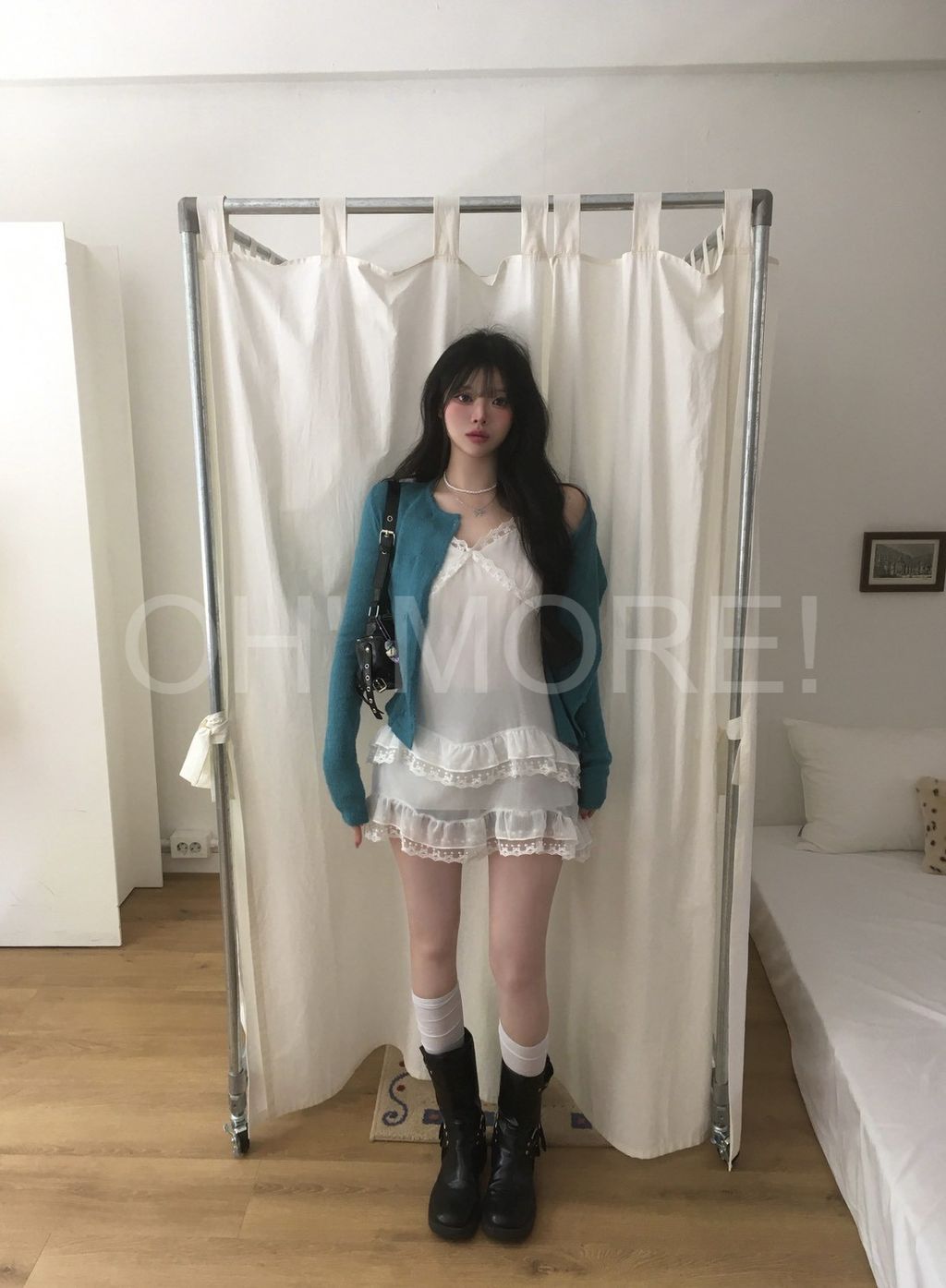LINE_ALBUM_202656_260506_20