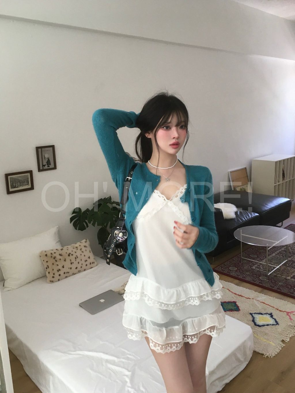 LINE_ALBUM_202656_260506_23