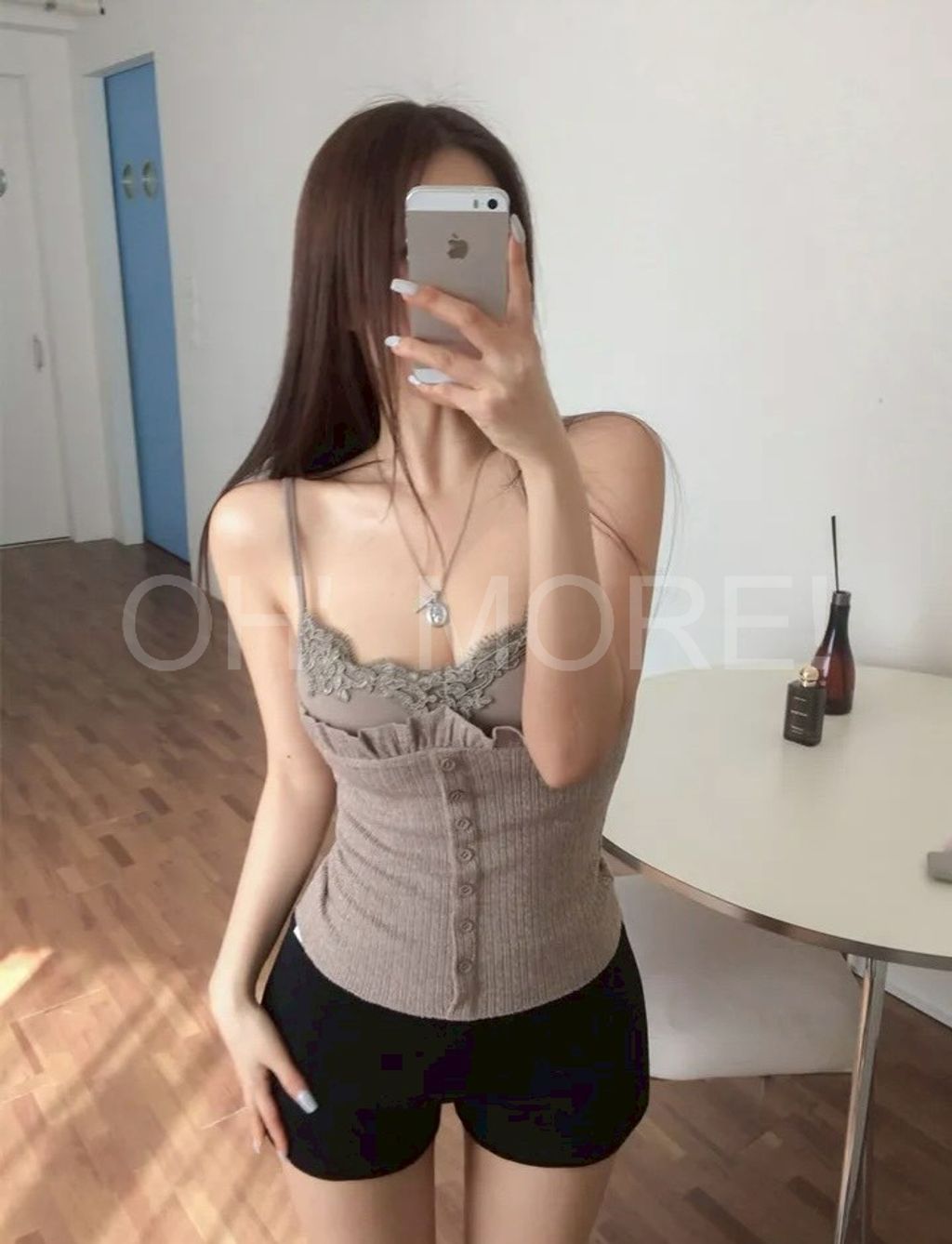 LINE_ALBUM_2026518 _3_260518_13