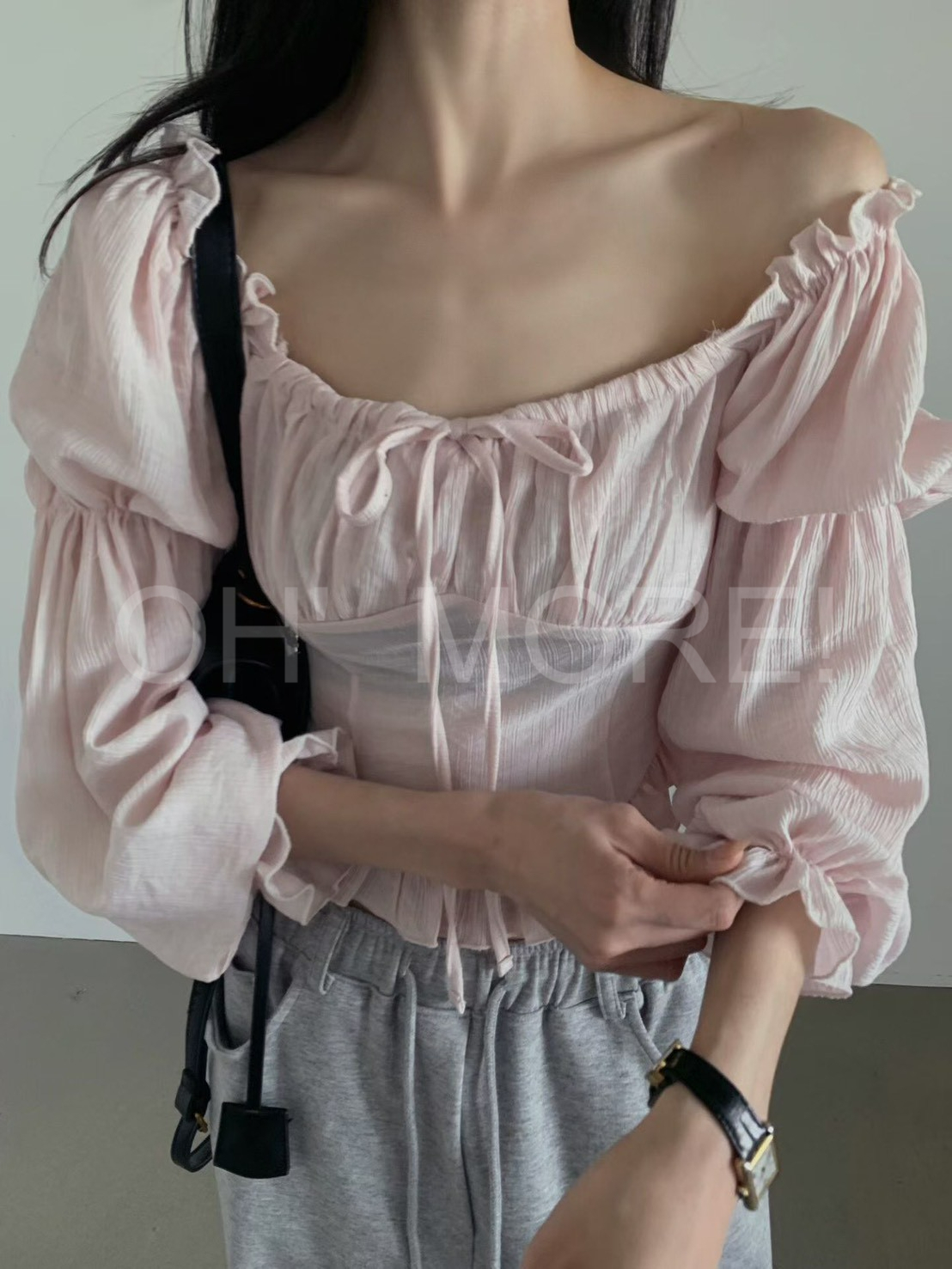 LINE_ALBUM_2026518 _1_260518_80