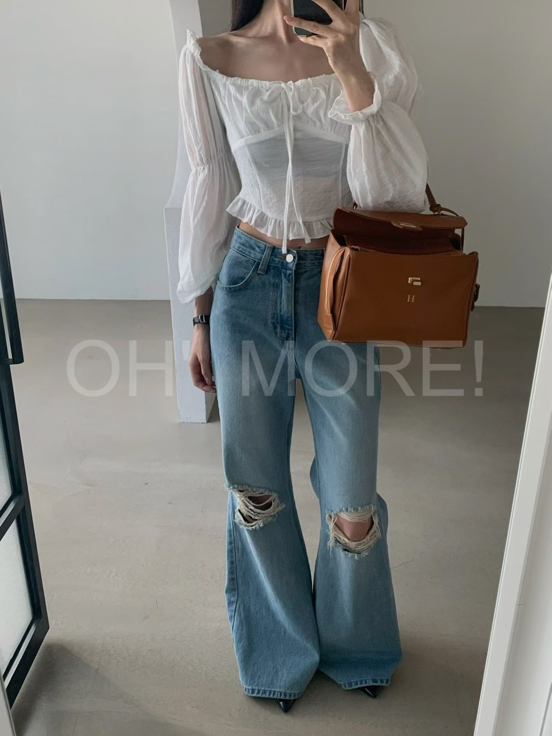 LINE_ALBUM_2026518 _1_260518_81