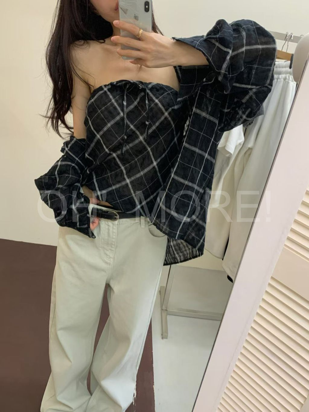 LINE_ALBUM_2026518 _1_260518_2