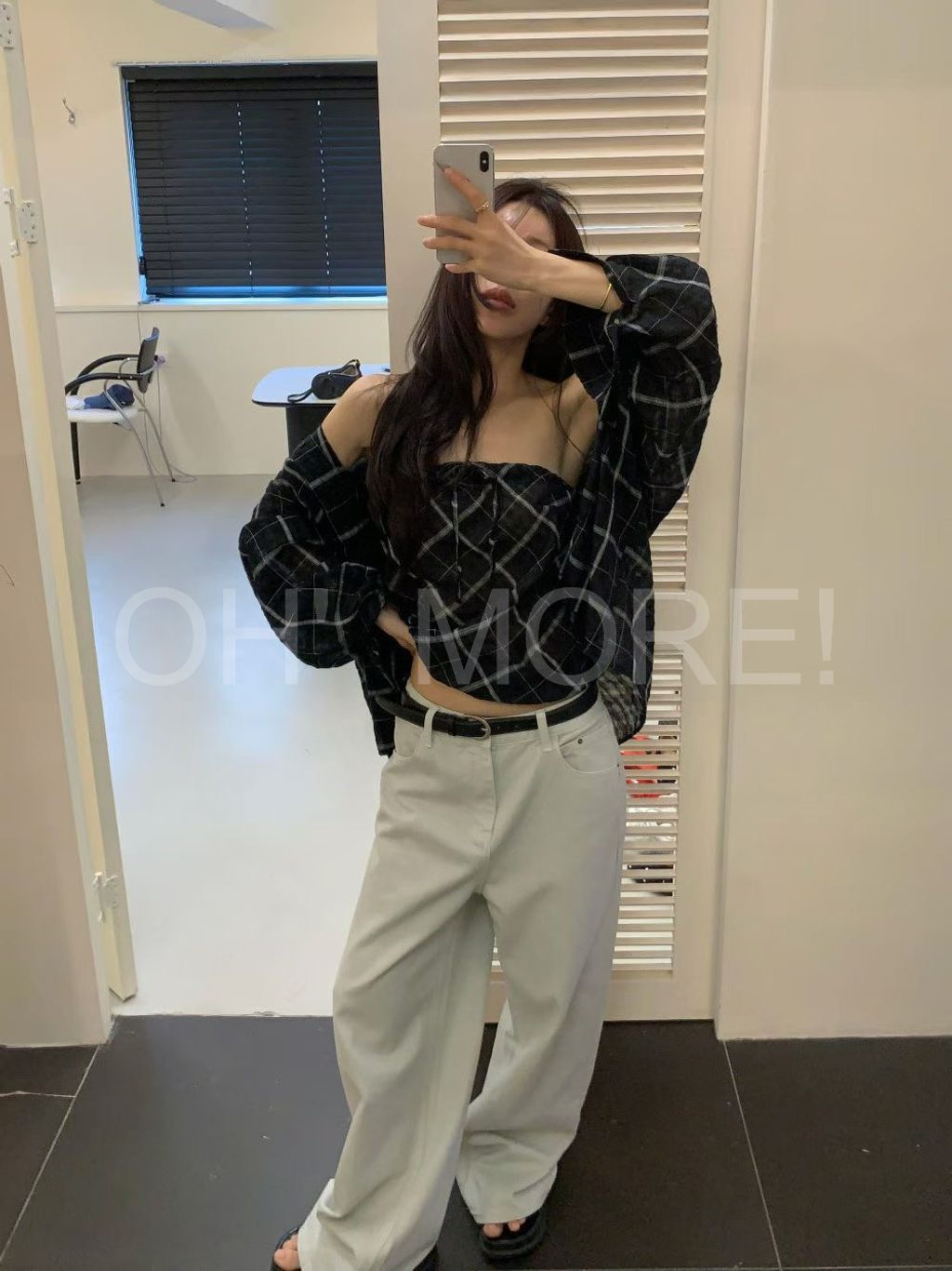 LINE_ALBUM_2026518 _1_260518_3