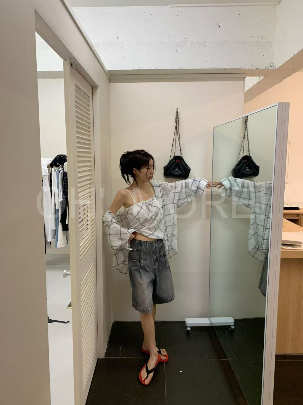 LINE_ALBUM_2026518 _1_260518_4
