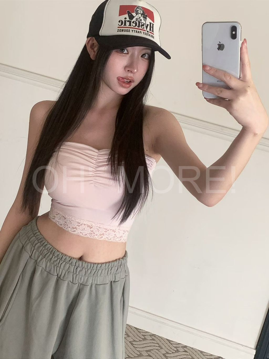 LINE_ALBUM_2026518_260518_246