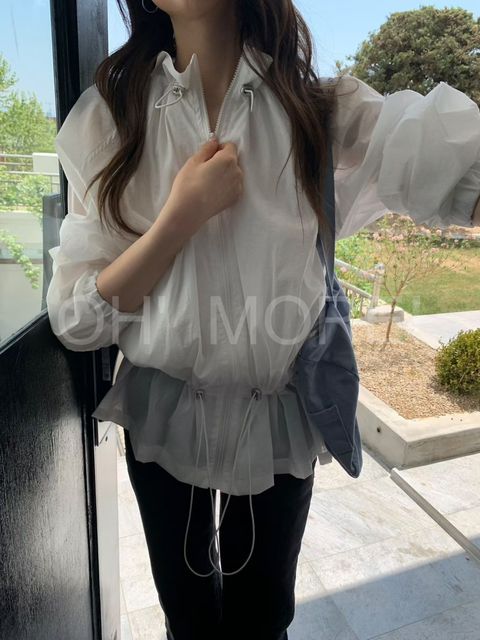 LINE_ALBUM_2026518_260518_177