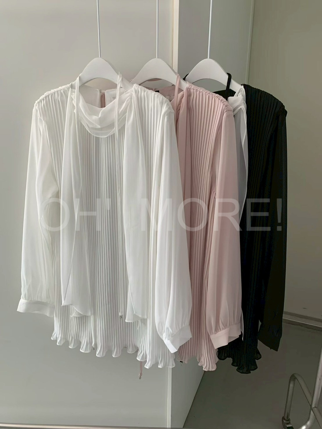 LINE_ALBUM_2026518_260518_201