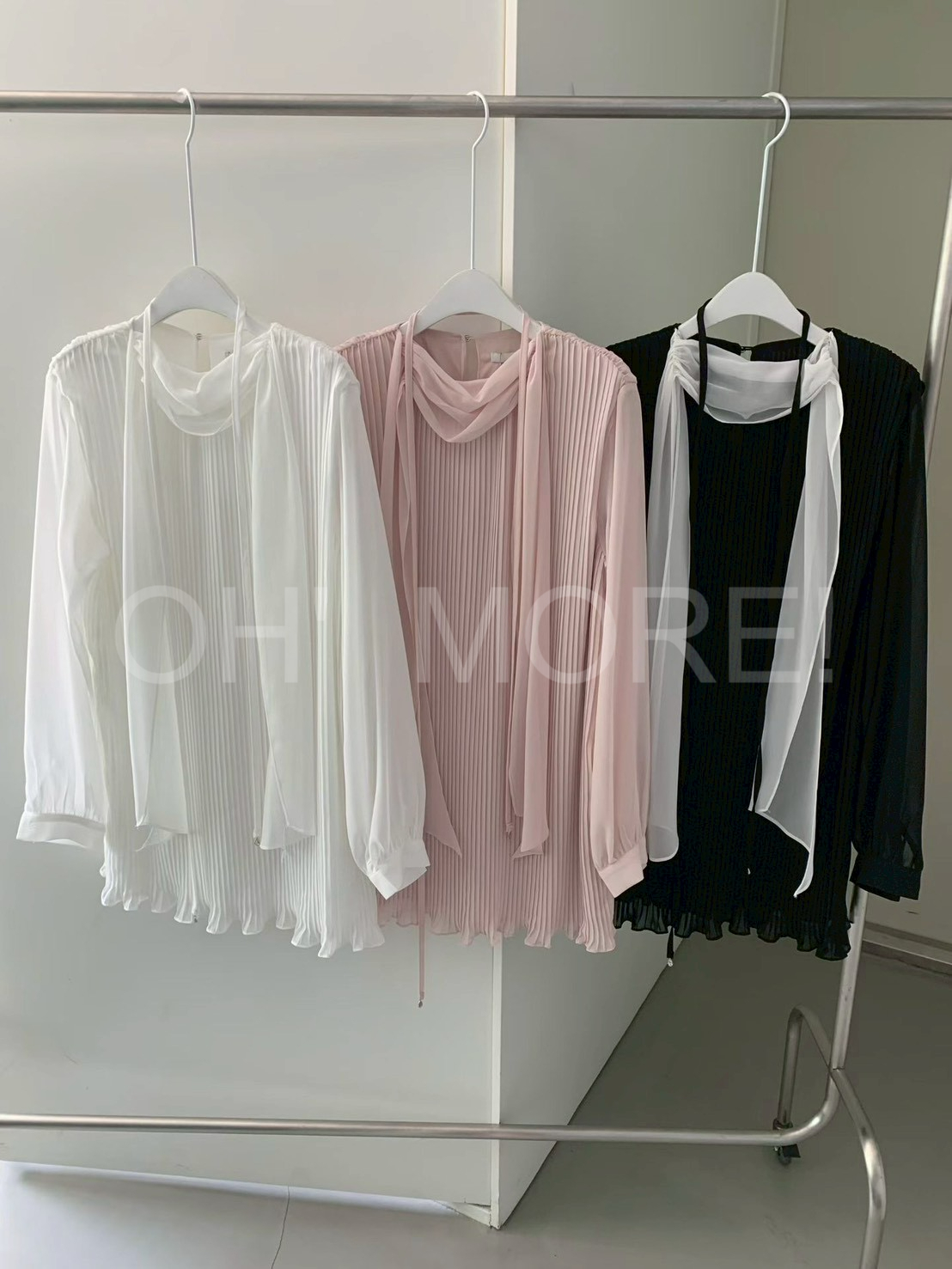 LINE_ALBUM_2026518_260518_202