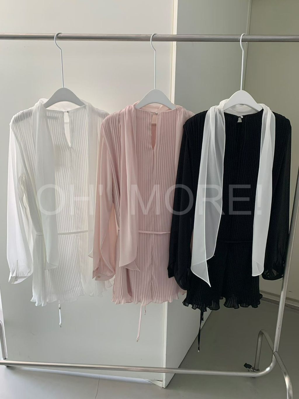 LINE_ALBUM_2026518_260518_204
