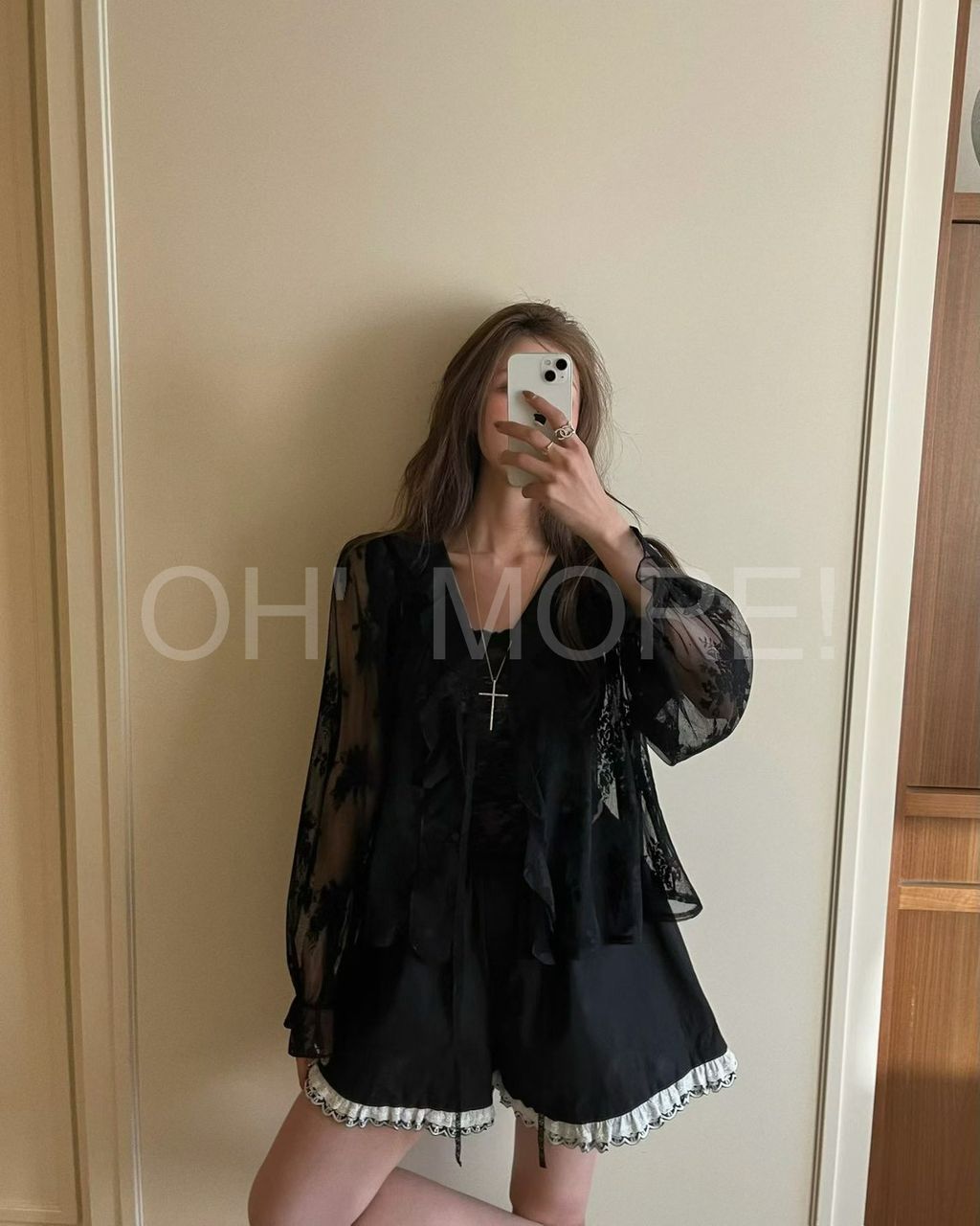 LINE_ALBUM_2026518_260518_23
