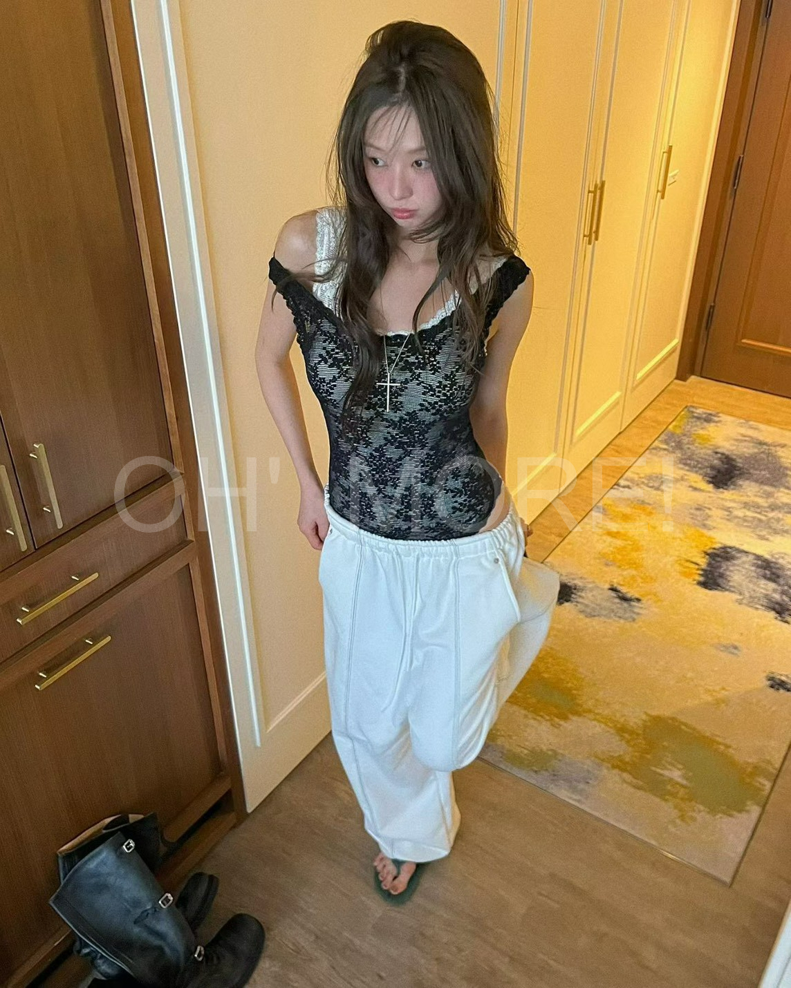 LINE_ALBUM_2026518_260518_104
