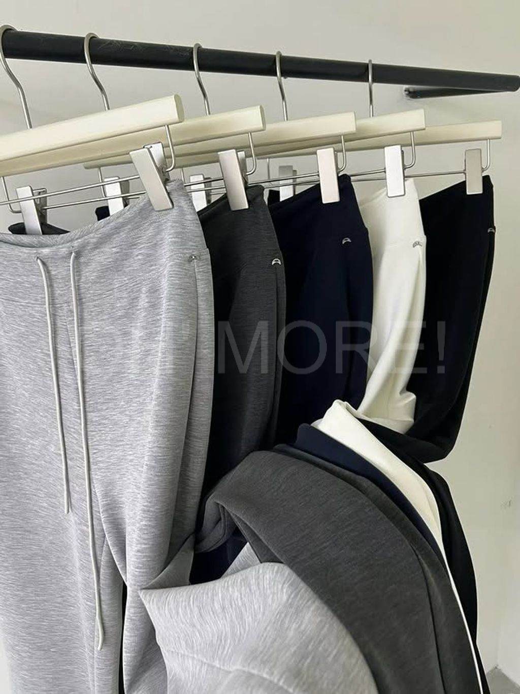 LINE_ALBUM_2026523_260523_527