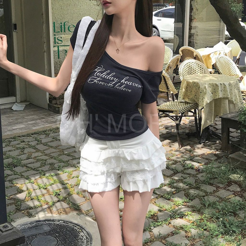LINE_ALBUM_2026526_260526_37