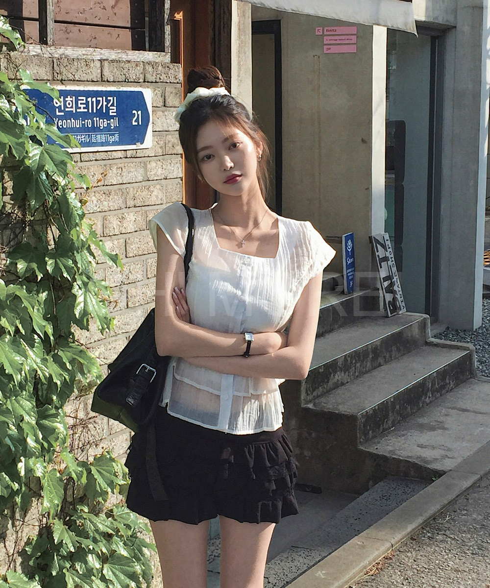 LINE_ALBUM_2026526_260526_42