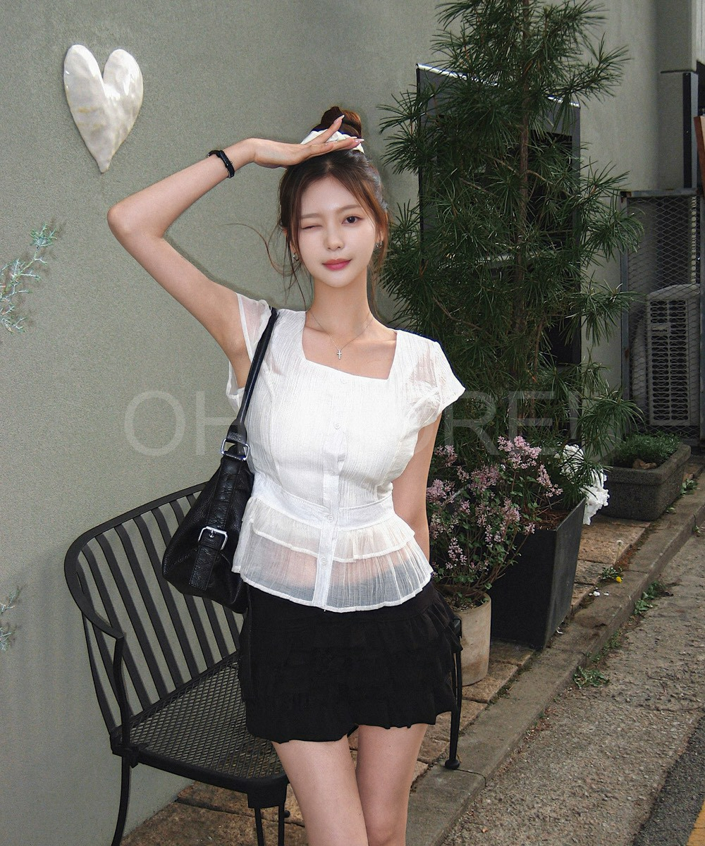 LINE_ALBUM_2026526_260526_39