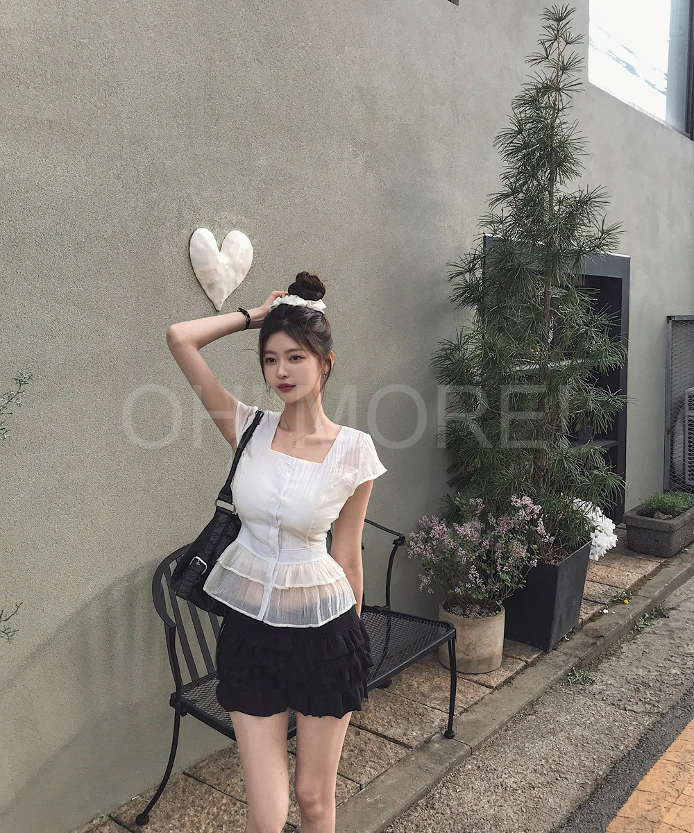 LINE_ALBUM_2026526_260526_44