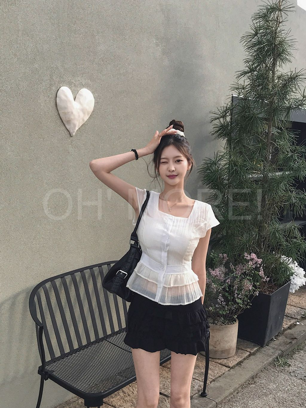LINE_ALBUM_2026526_260526_43