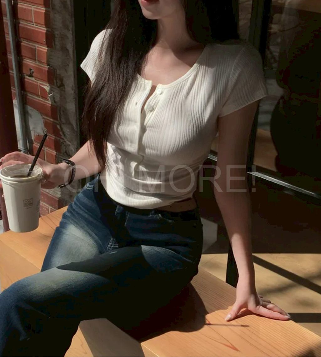 LINE_ALBUM_2026527_260527_33