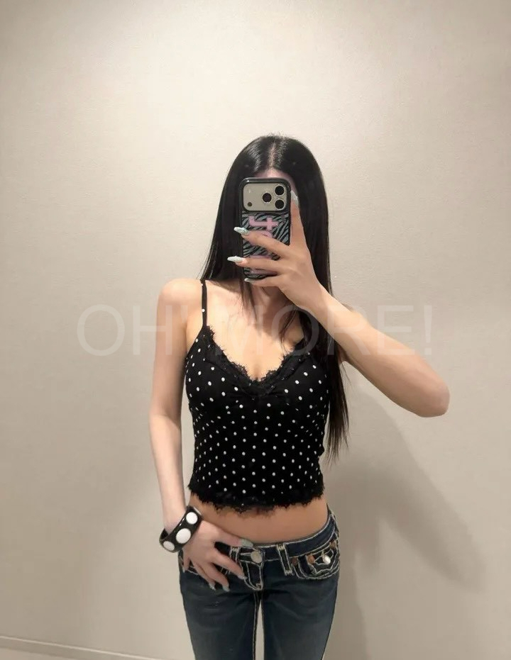 LINE_ALBUM_2026811_260811_16