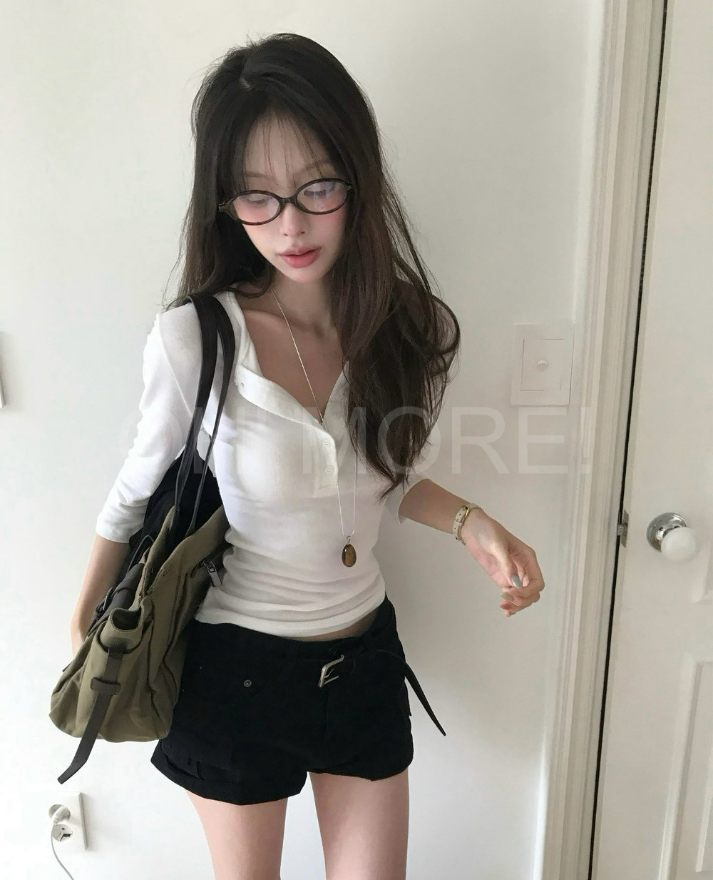 LINE_ALBUM_202691_260901_90