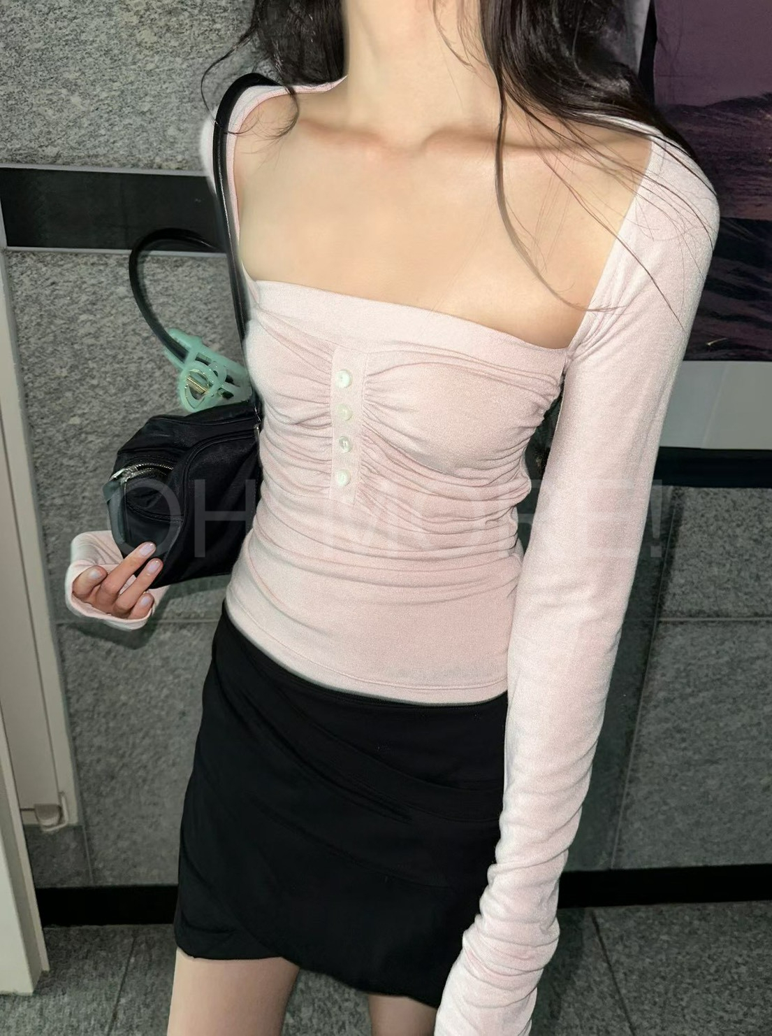 LINE_ALBUM_202698_260908_255