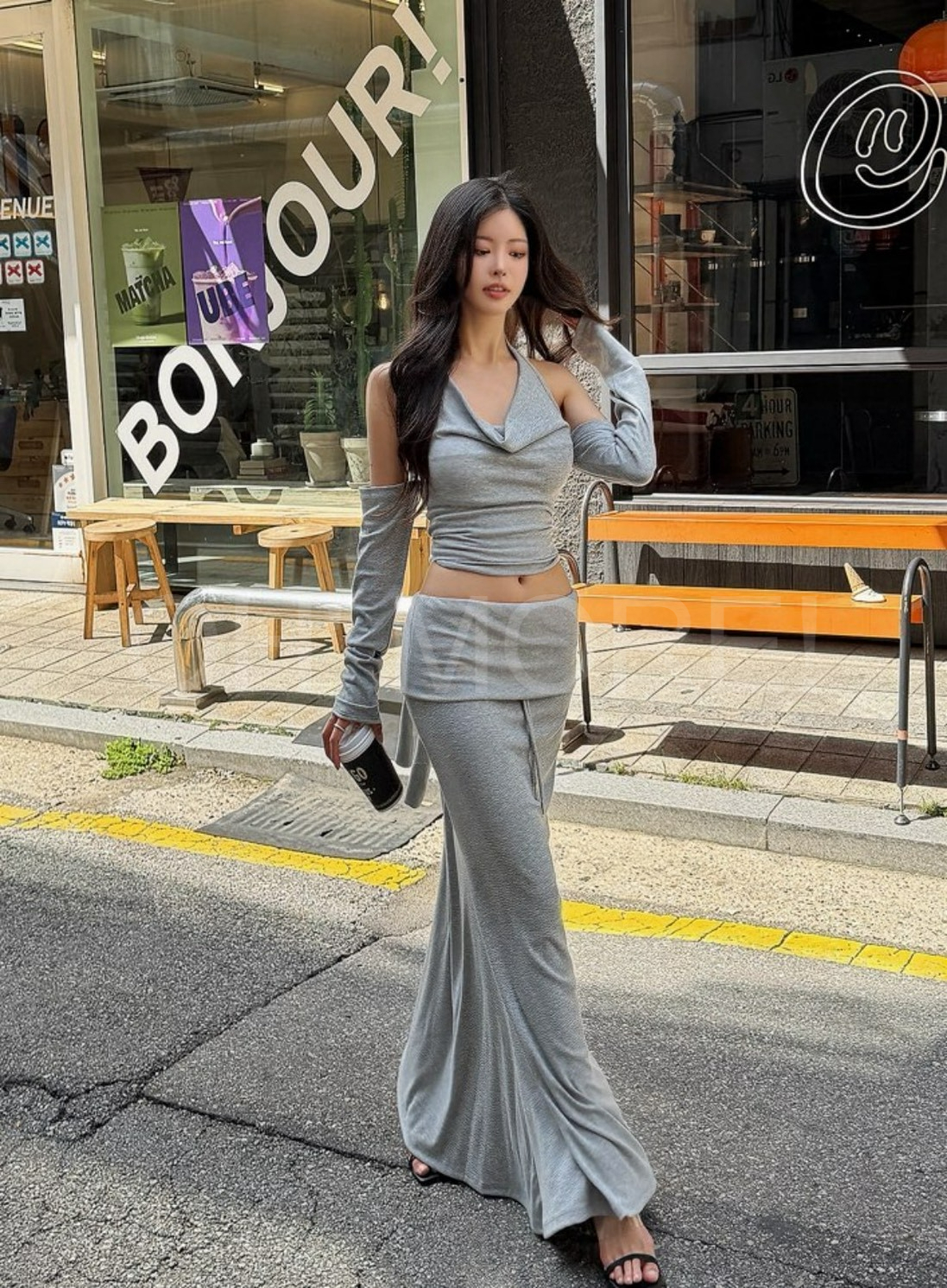 LINE_ALBUM_202698_260908_269