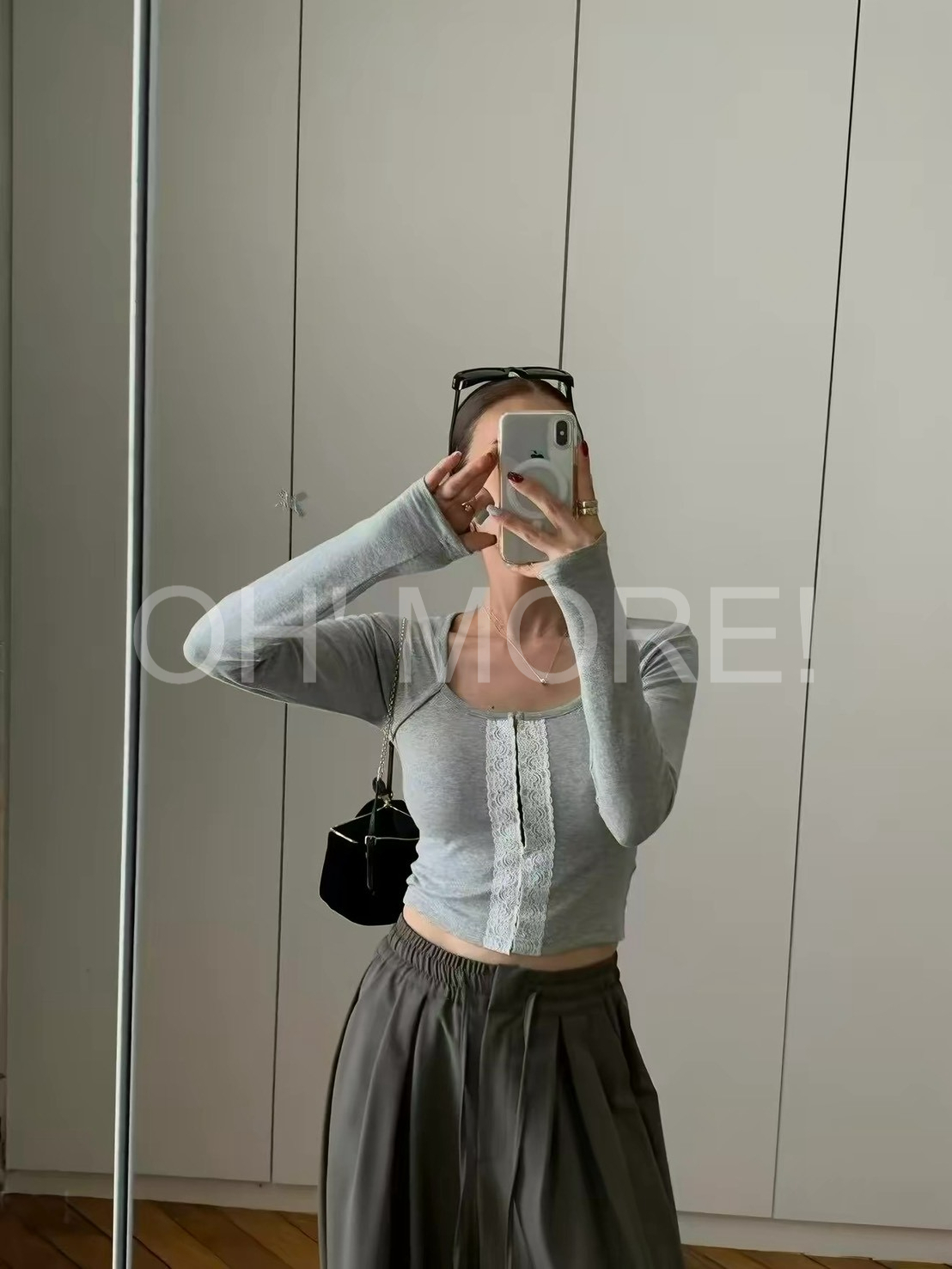 LINE_ALBUM_202699_260909_296