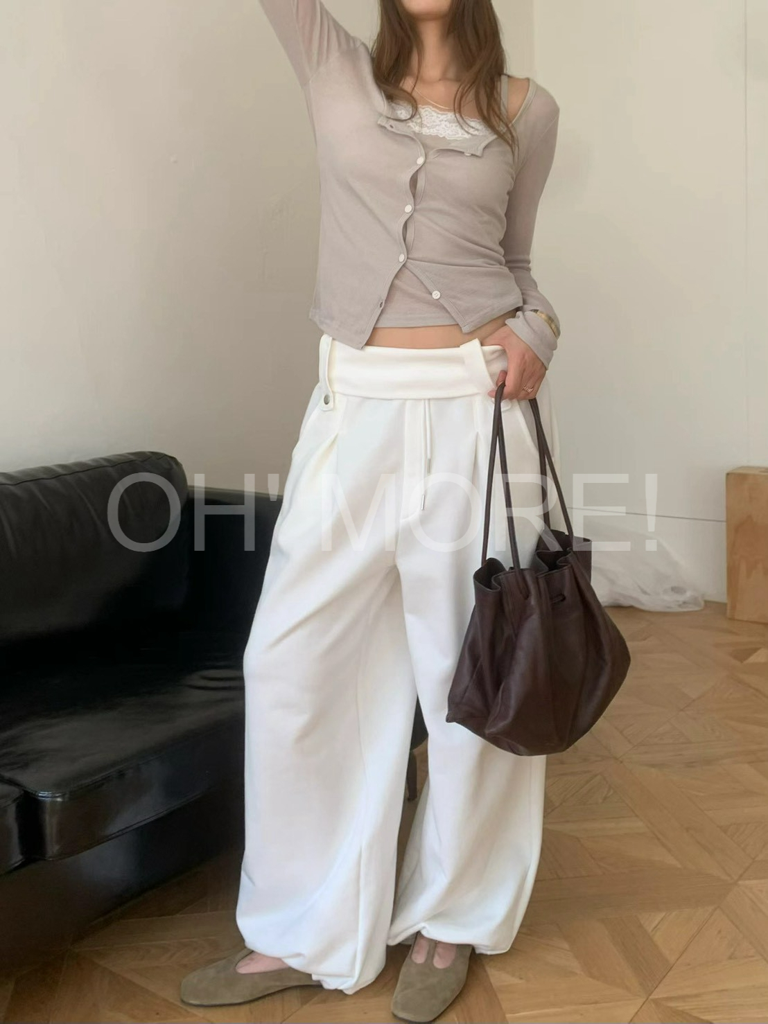 LINE_ALBUM_202699_260909_235