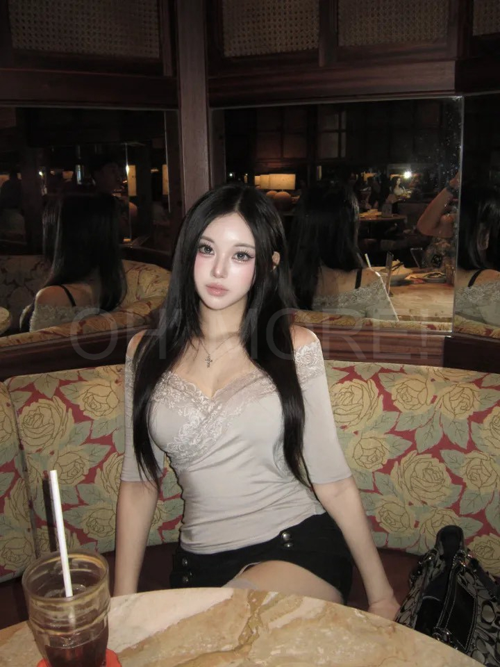 LINE_ALBUM_2026104_261004_11