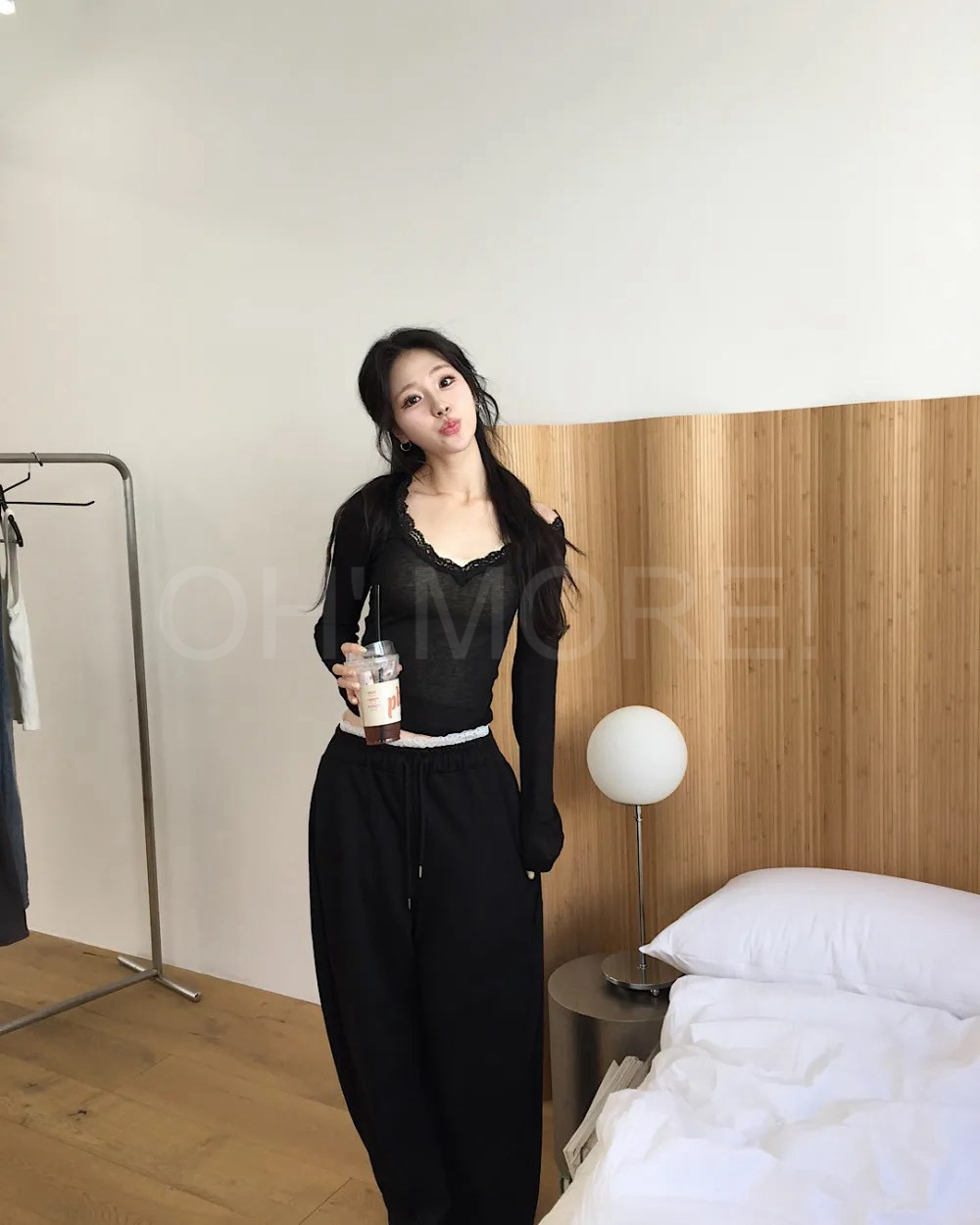 LINE_ALBUM_2026102_261002_148