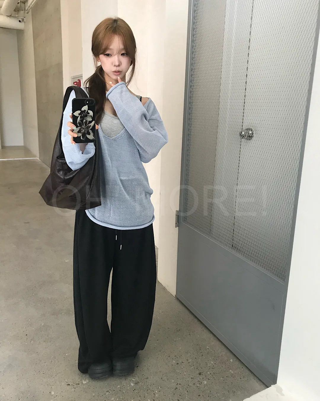 LINE_ALBUM_2026102_261002_136