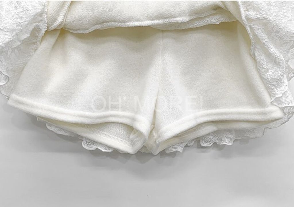 LINE_ALBUM_20241216_241216_332