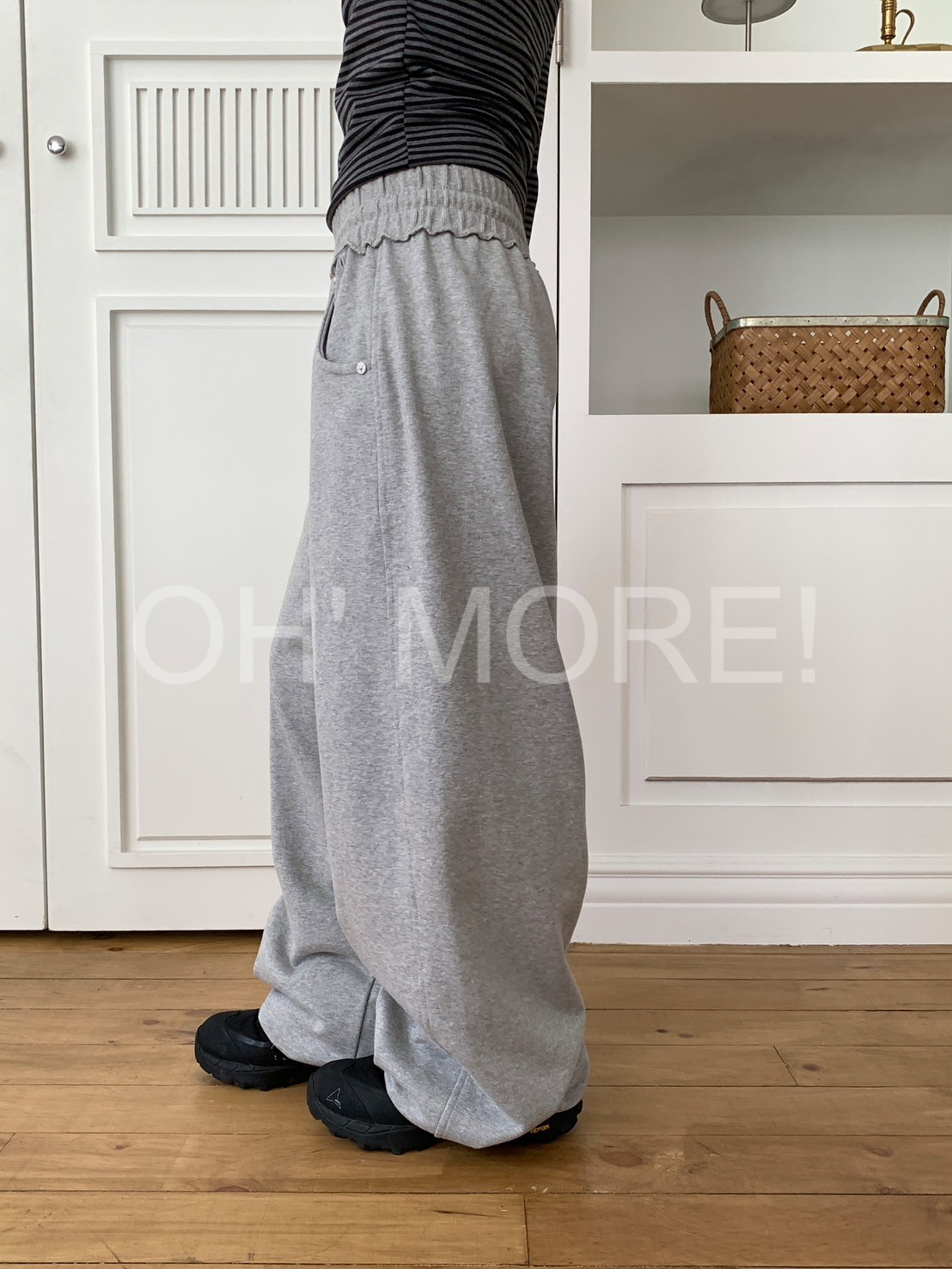 LINE_ALBUM_202541_250401_12