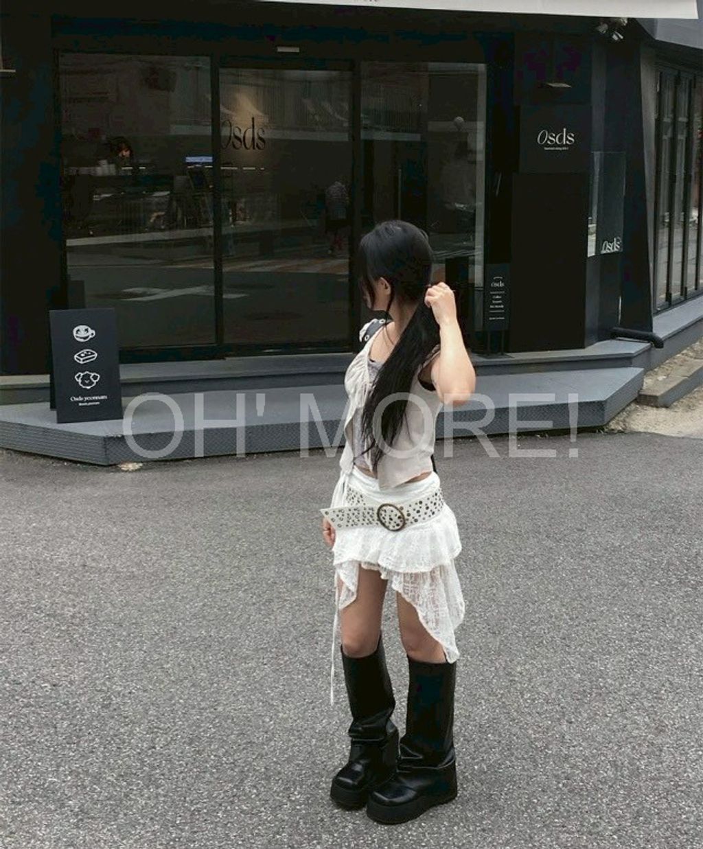 LINE_ALBUM_202576_250706_459