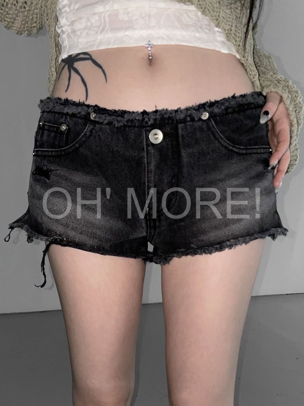 LINE_ALBUM_202586_250806_138