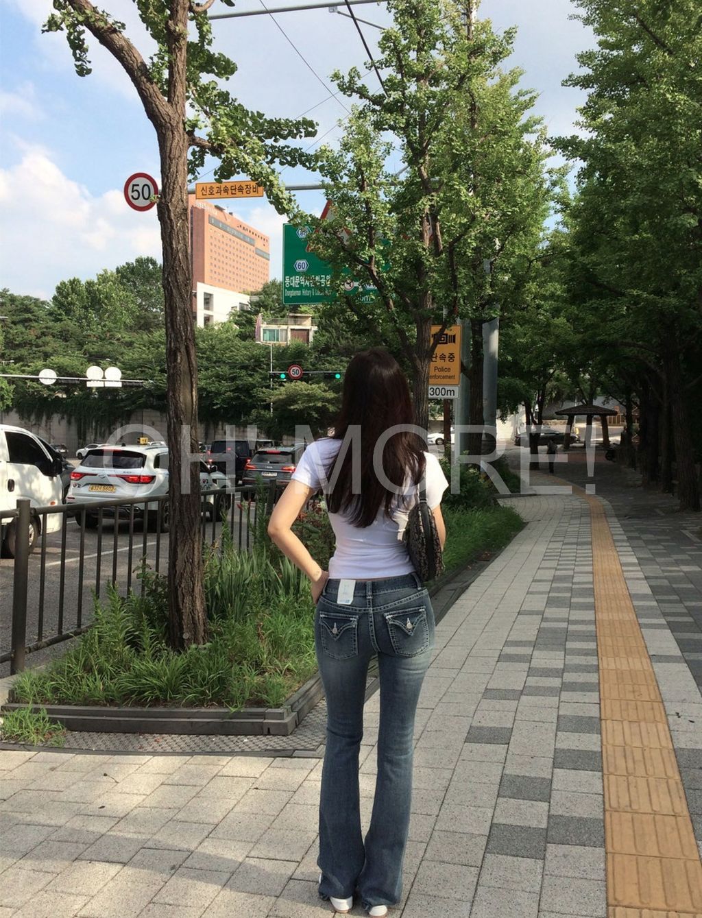 LINE_ALBUM_202586_250806_188