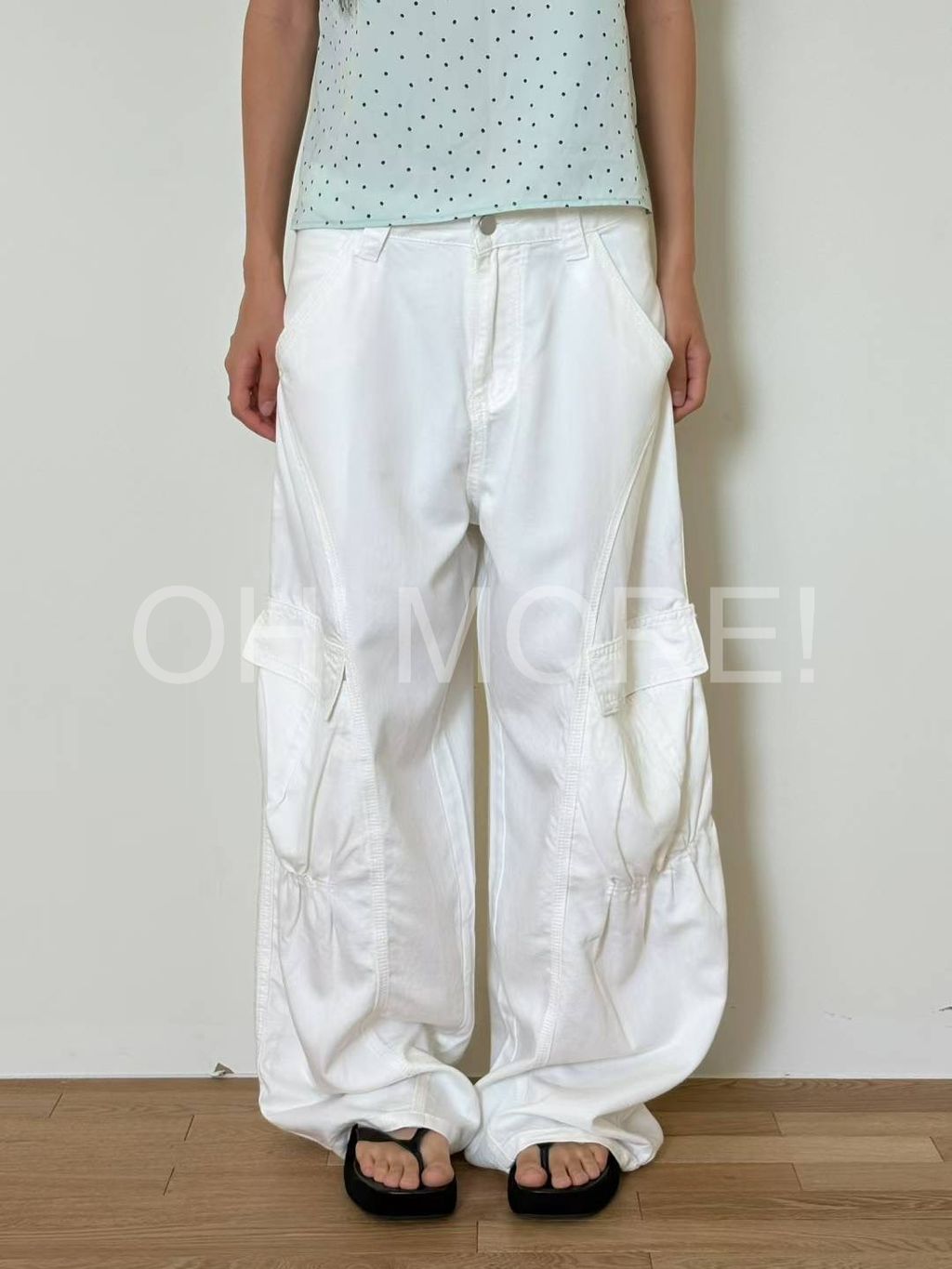 LINE_ALBUM_202586_250806_212