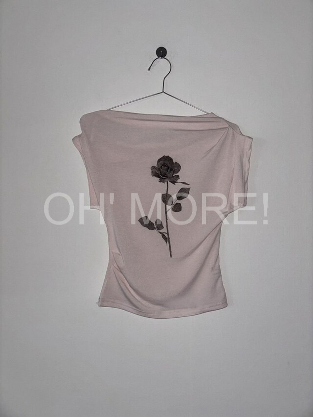 LINE_ALBUM_202586_250806_523