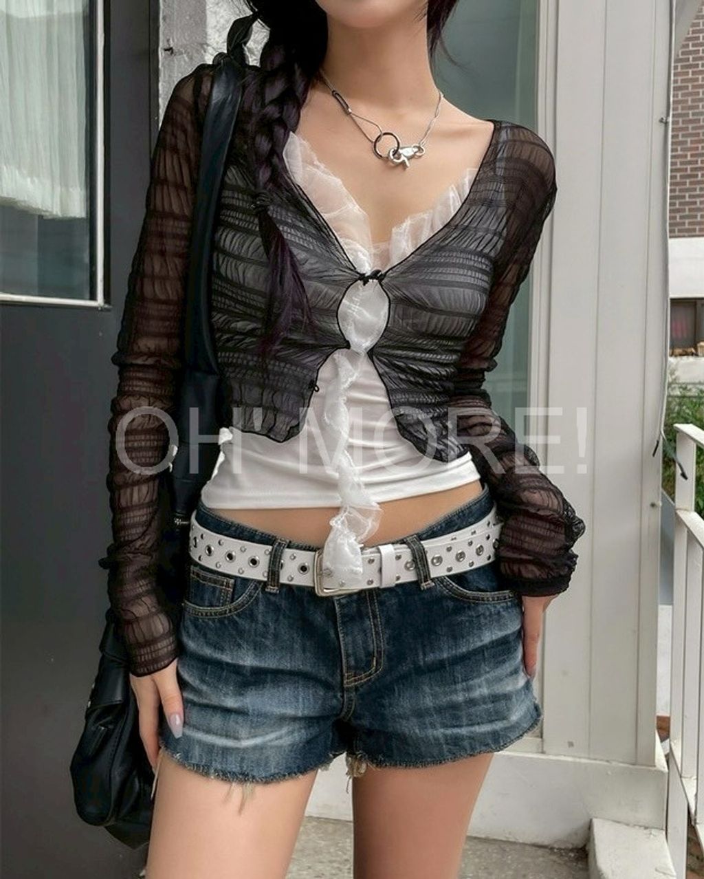 LINE_ALBUM_202586_250806_457