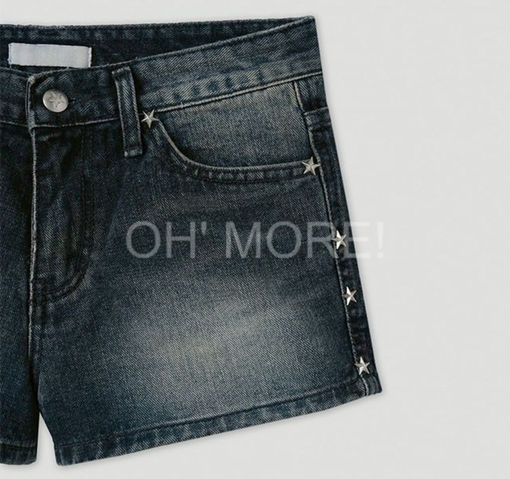 LINE_ALBUM_202586_250806_372