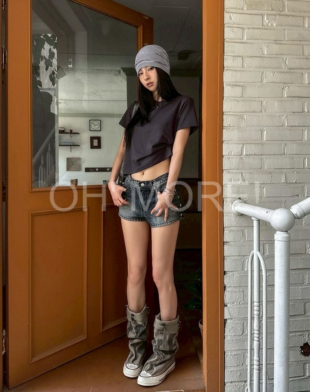 LINE_ALBUM_202586_250806_359