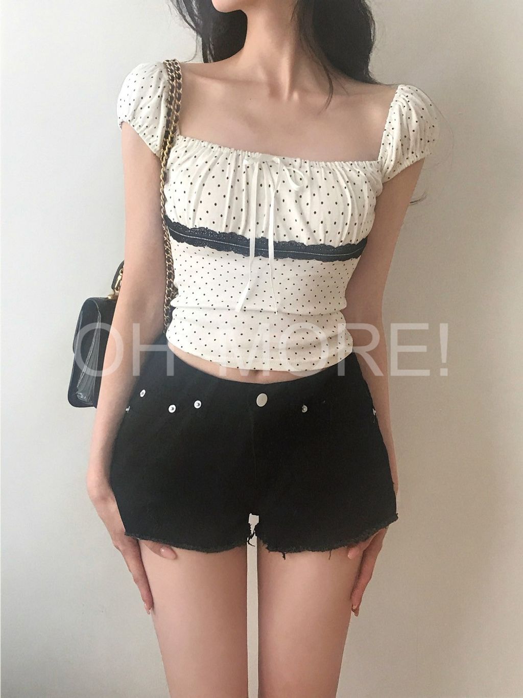 LINE_ALBUM_202586_250806_339