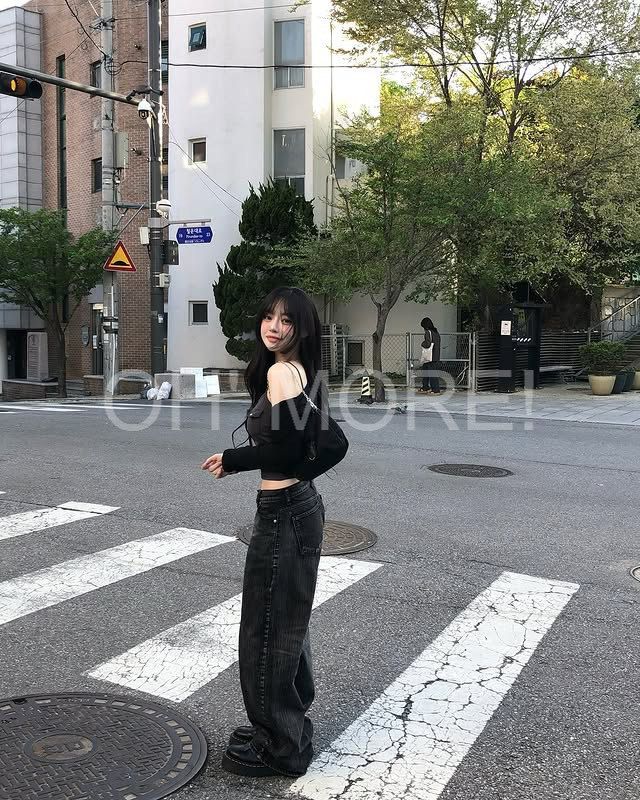 LINE_ALBUM_202591_250901_80