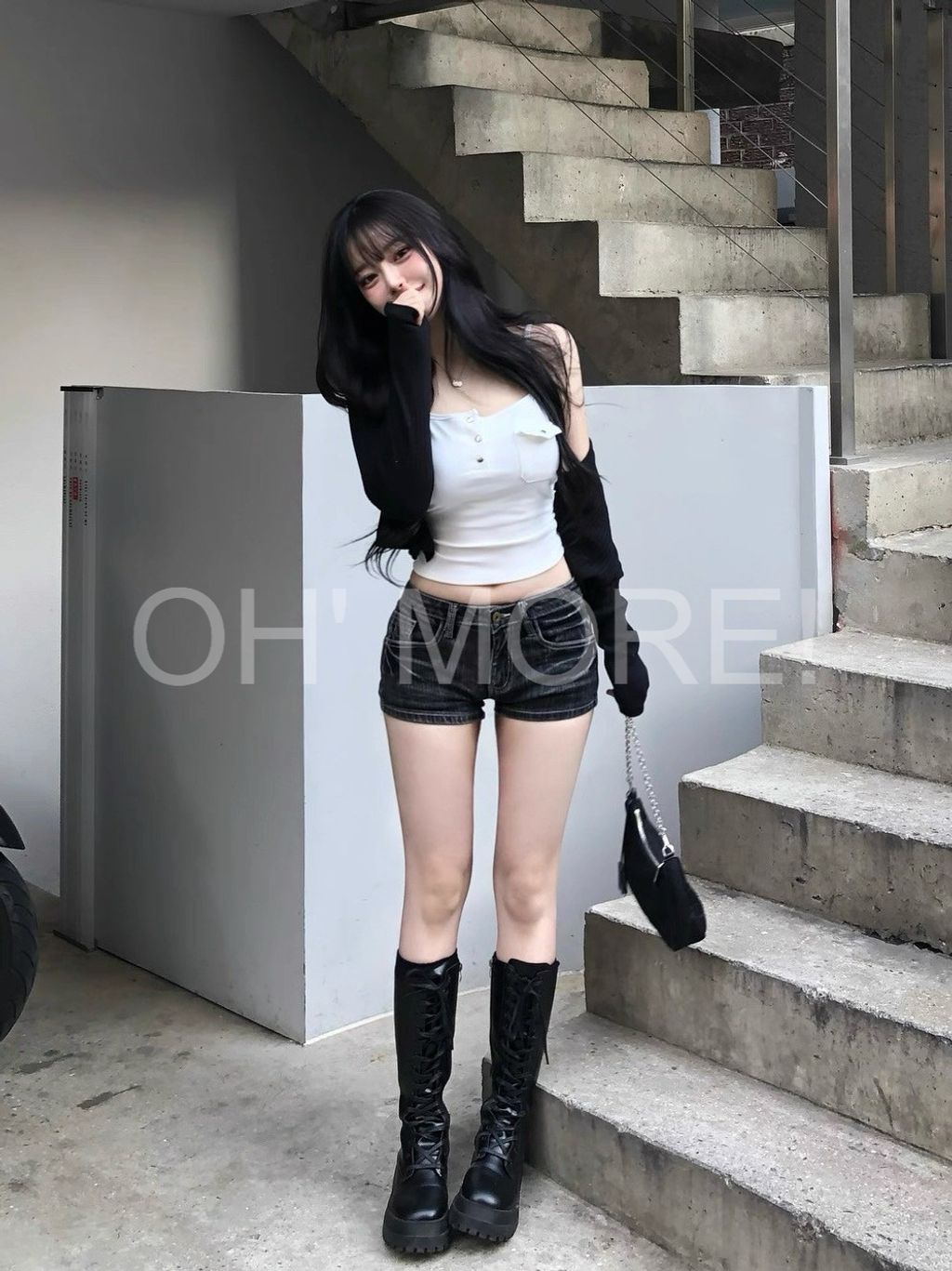 LINE_ALBUM_202591_250901_60