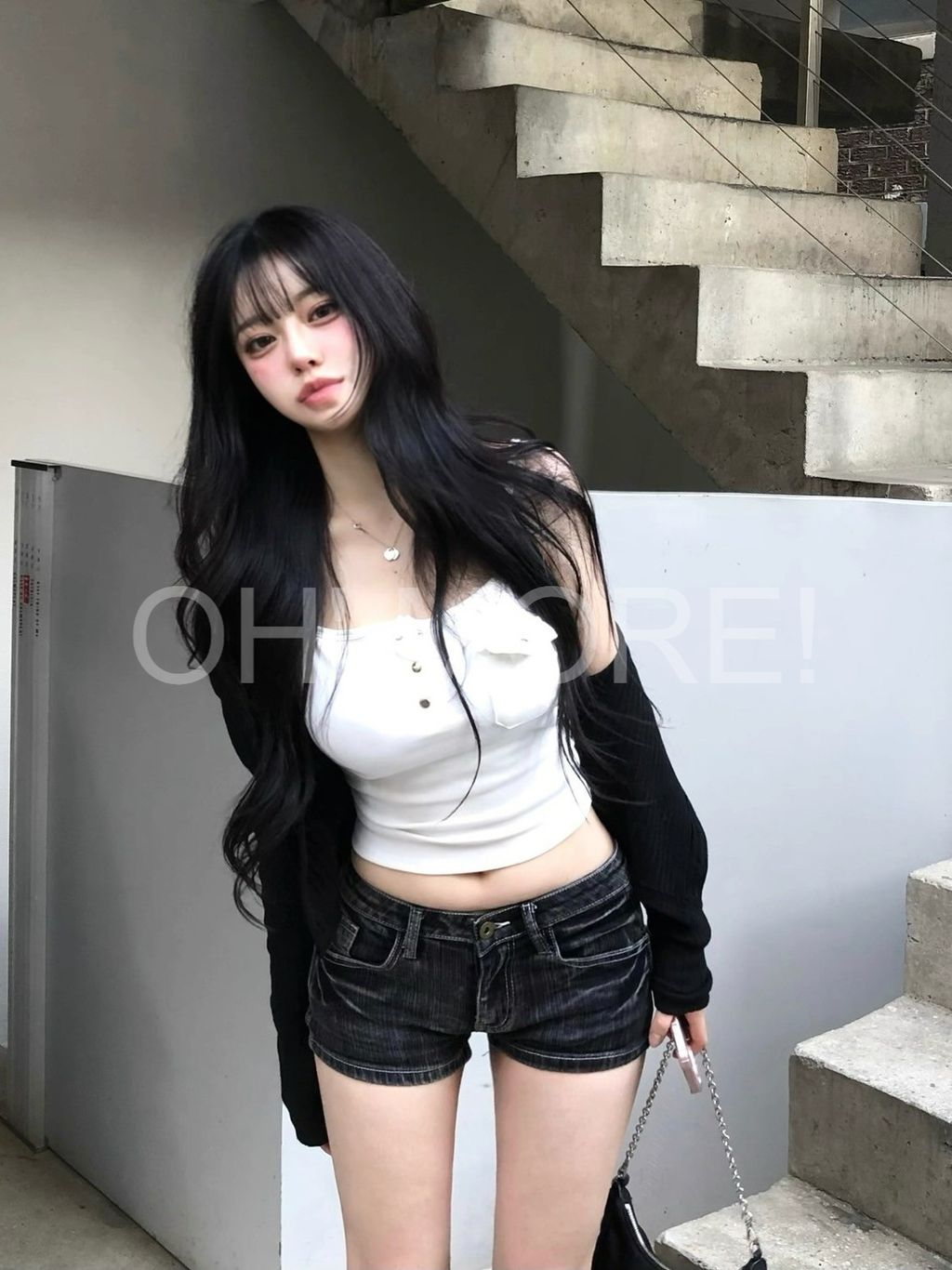 LINE_ALBUM_202591_250901_57