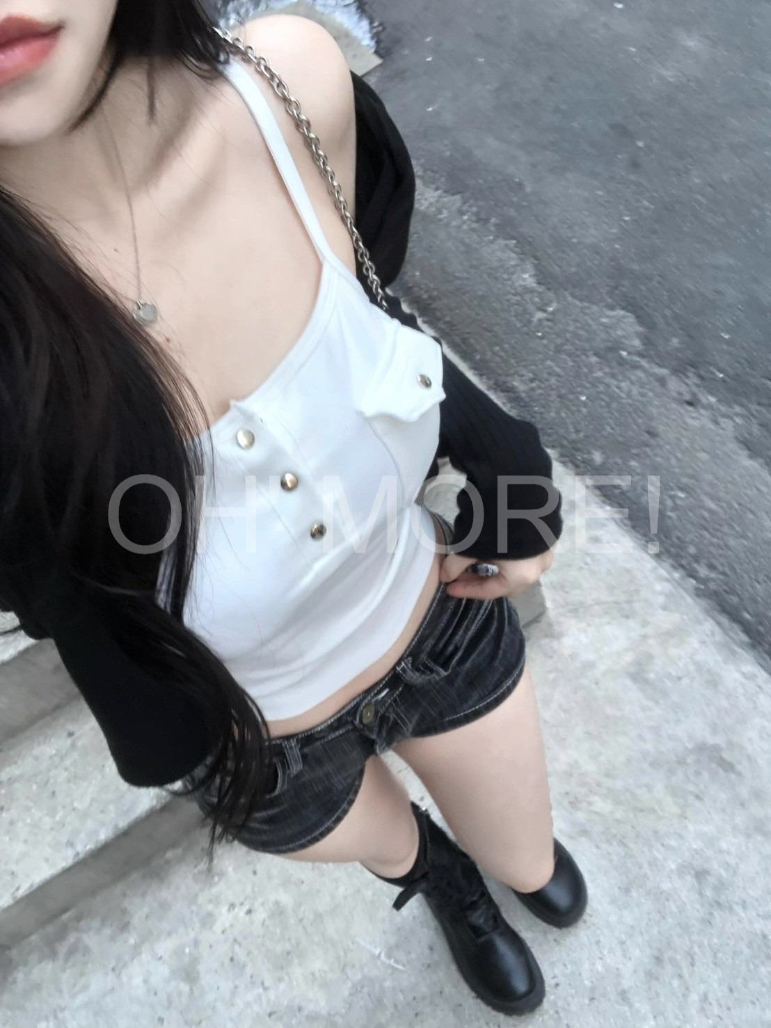 LINE_ALBUM_202591_250901_59