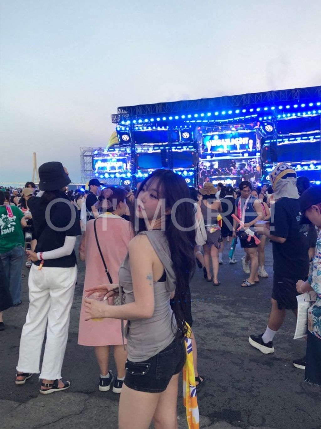 LINE_ALBUM_202591_250901_32