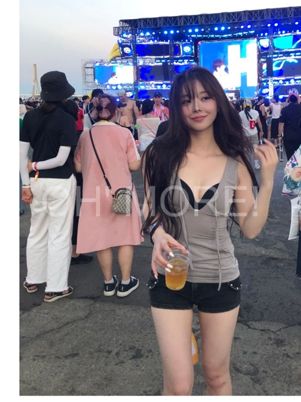 LINE_ALBUM_202591_250901_34